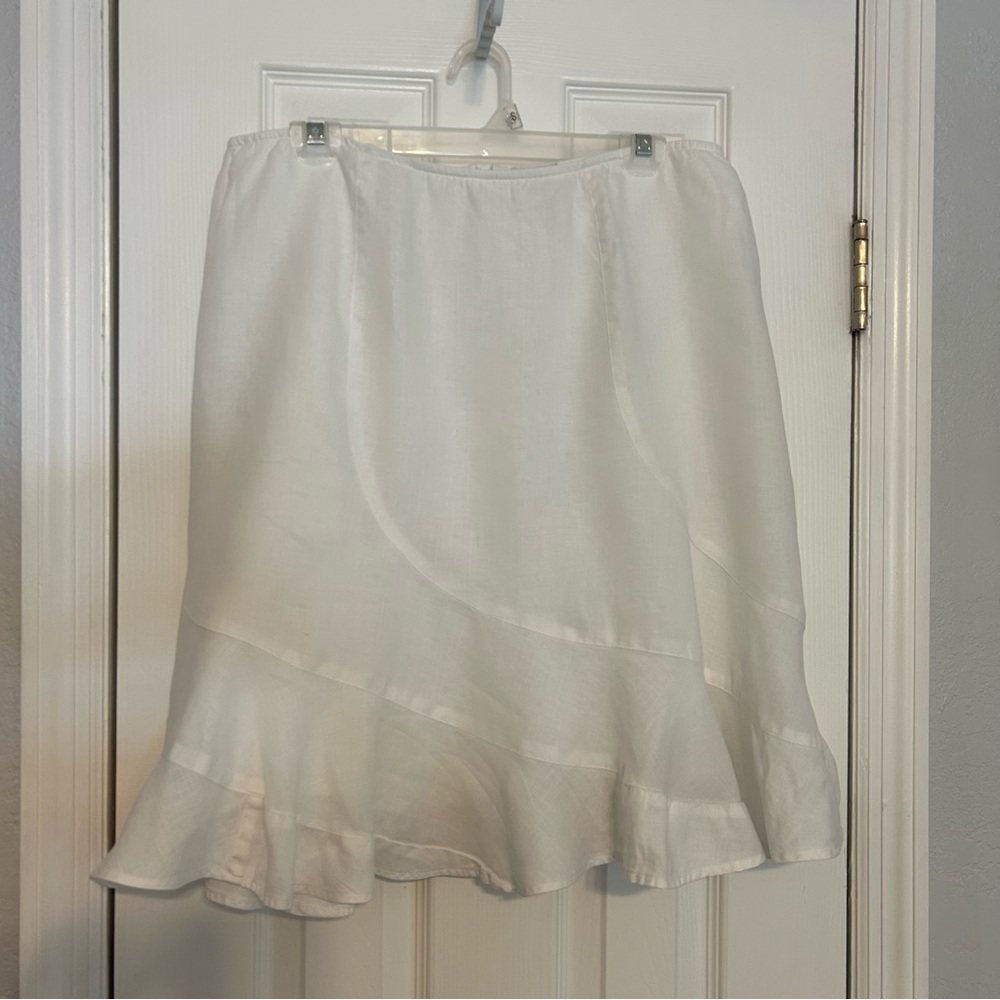Elegant White Linen Women's Skirt